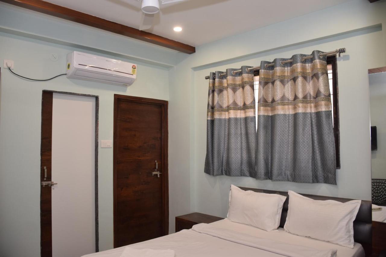 Shankar Residency, Akkalkot Akalkot Exterior photo