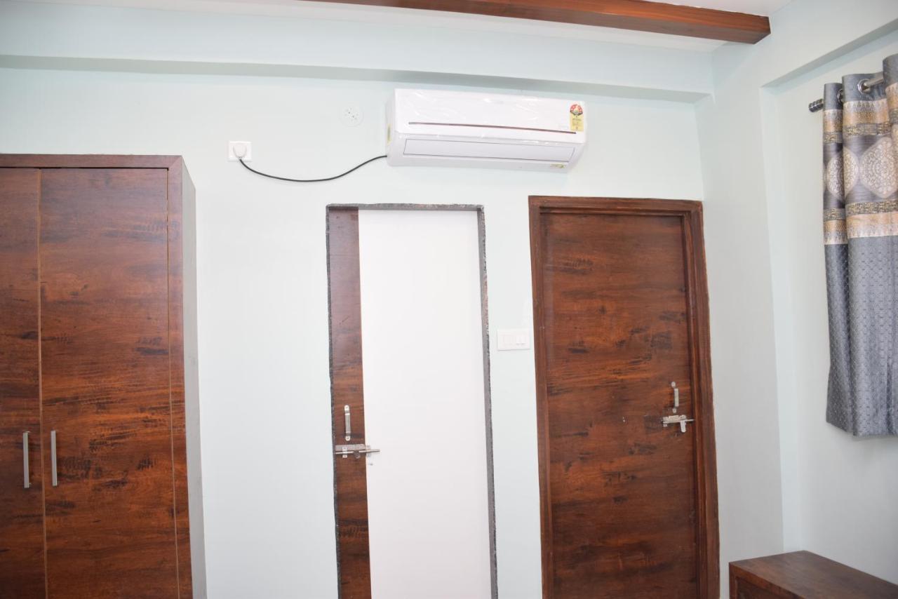 Shankar Residency, Akkalkot Akalkot Exterior photo